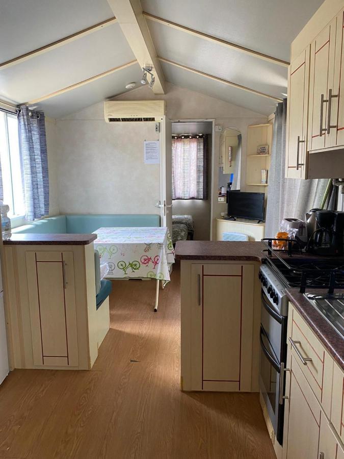 The Farm Tiny House - Tiny Casa Hotel Chiclana de la Frontera Ngoại thất bức ảnh